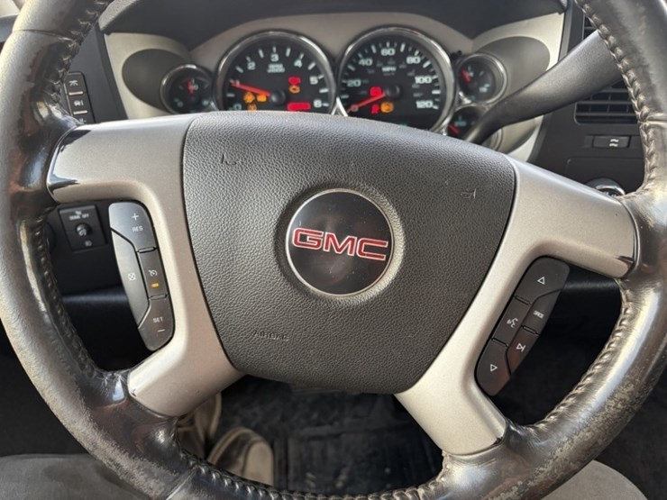 2008-gmc-sierra-1500-sle-4x4-crew-cab-pickup-image-29