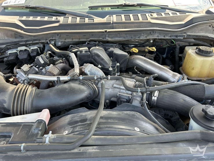 2017-ford-f550-image-8