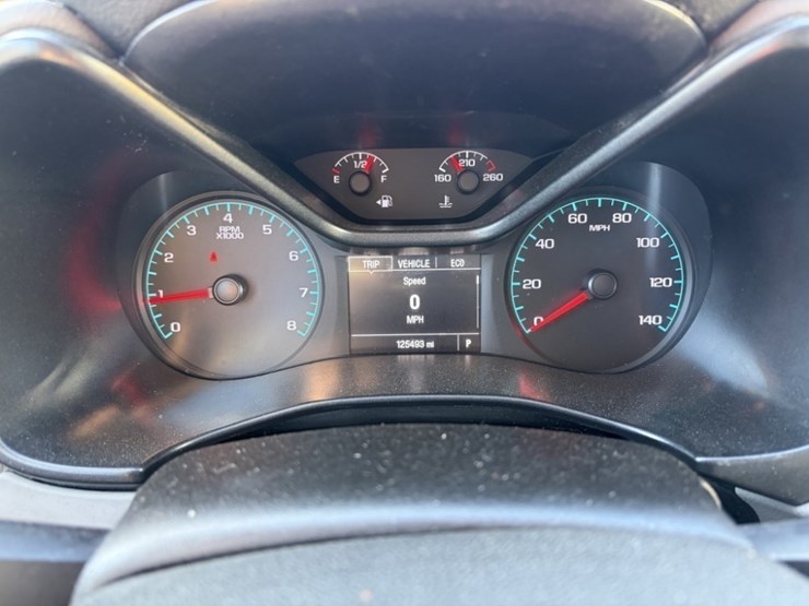 2016-chevrolet-colorado-image-25