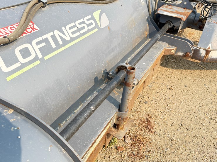 2022-loftness-stalk-chopper-image-13
