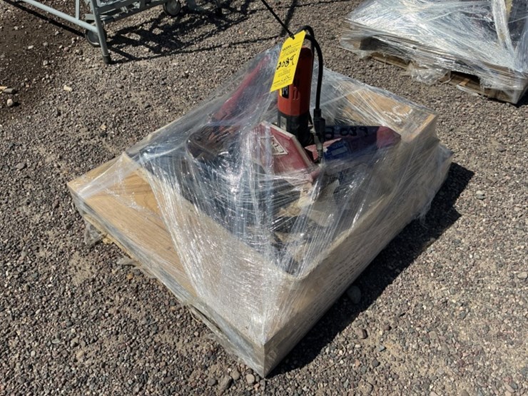 pallet-of-asst-tools-image-1