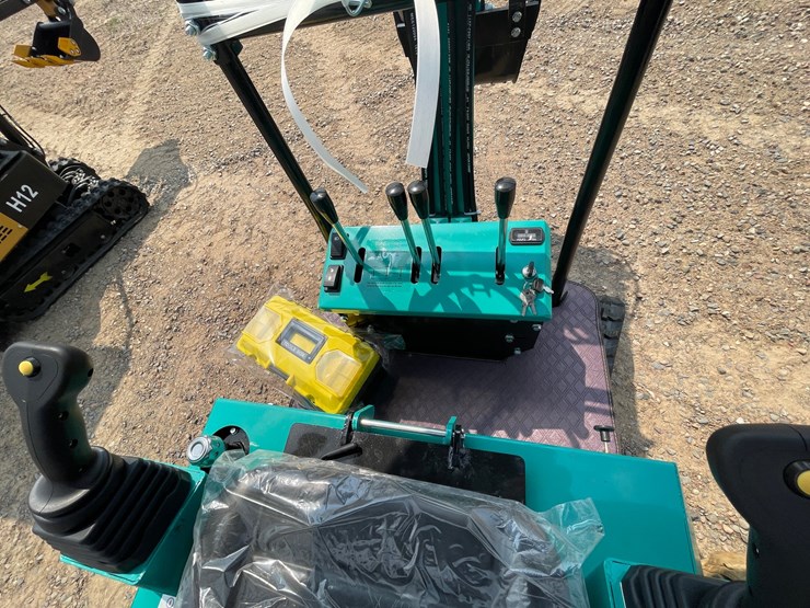 #5542-•-2026-mh13rx-mini-excavator-image-7