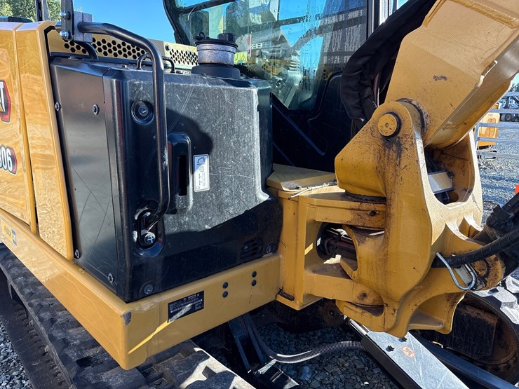 2020-caterpillar-306cr-image-21