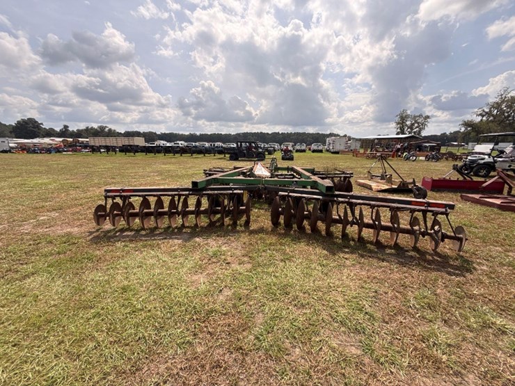 john-deere-630-image-5