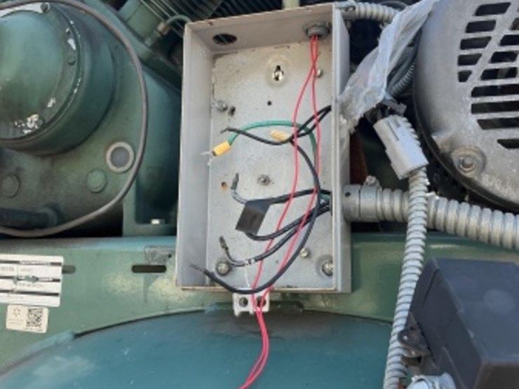 champion-air-compressor-image-5