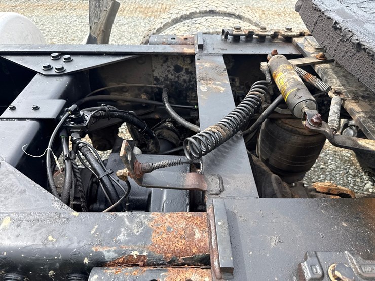 2020-international-hx520-image-51