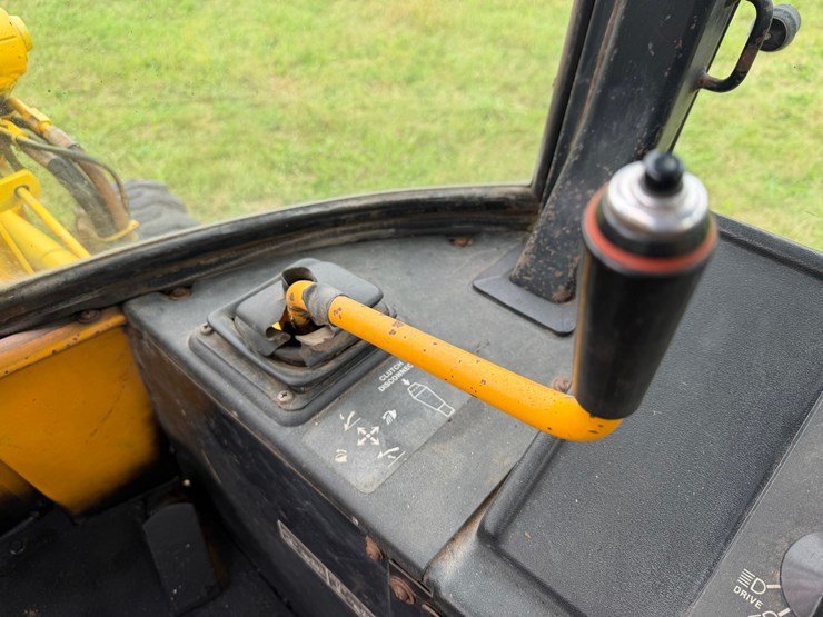 deere-310c-image-39