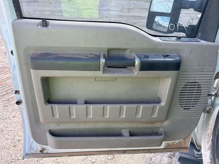 ford-f550-image-11