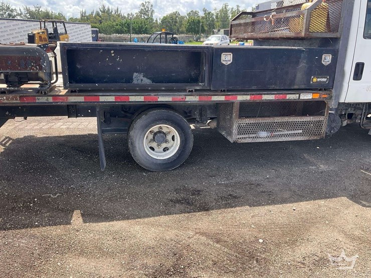 2009-utility-flatbed-image-24