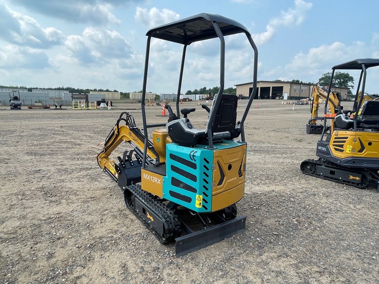 #5538-•-2026-mx12rx-mini-excavator-image-2