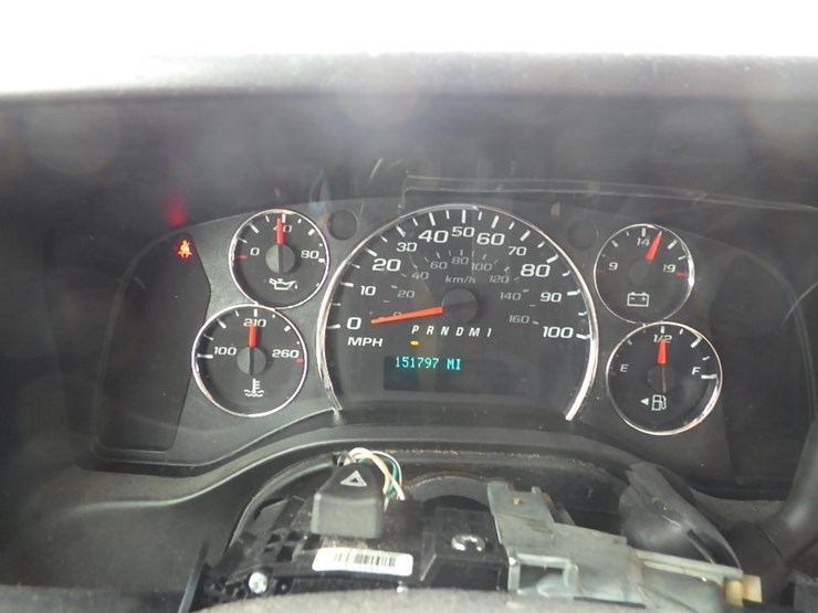 2016-utility-van-image-40