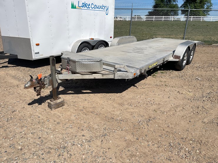 #1310-•-2022-aluma-8220h-tilt-trailer-(has-mn-title)-image-1