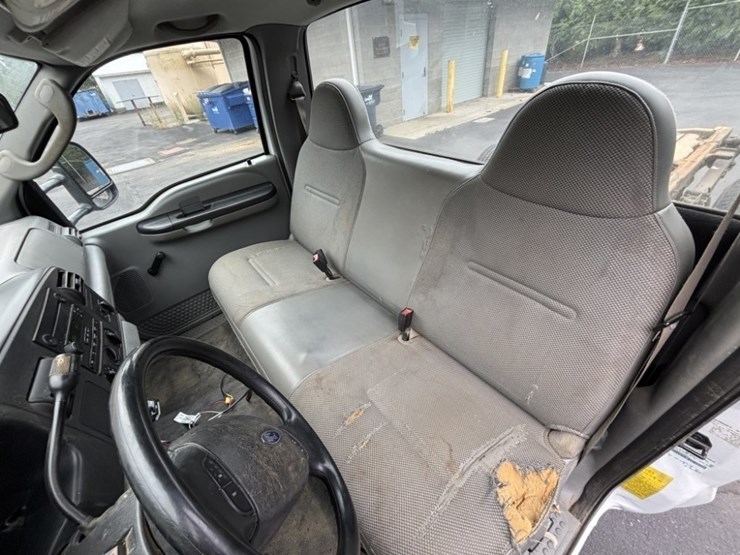 2007-ford-f350-xl-image-20