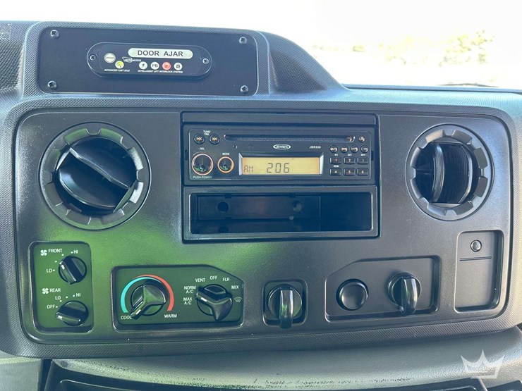 ford-e450-image-16