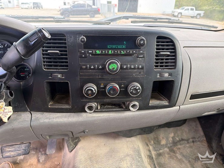 2008-chevrolet-silverado-1500-image-27