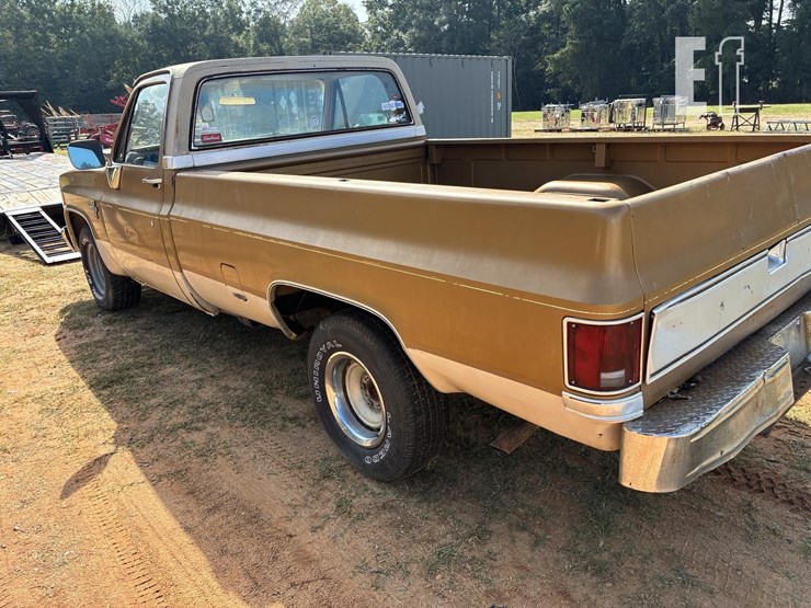1985-chevrolet-c10-image-3