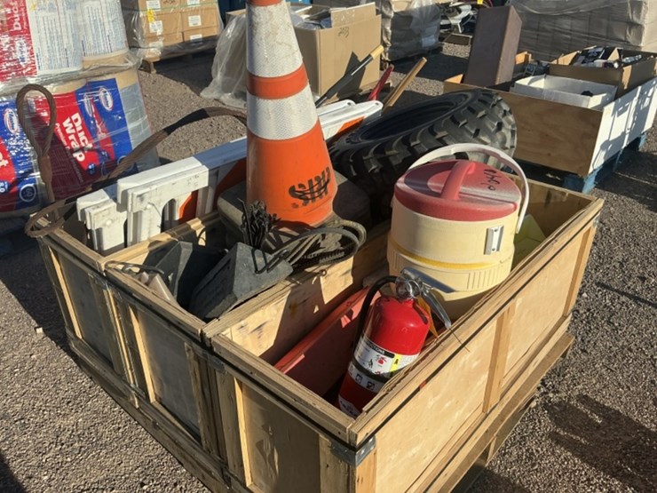 pallet-of-misc-image-2