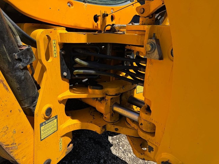 jcb-214-image-11