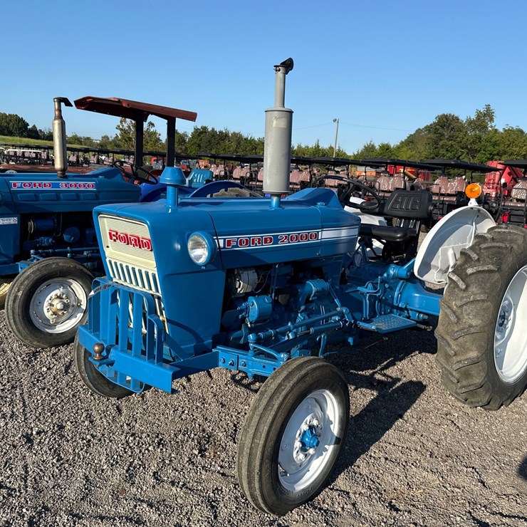2000 FORD 2000