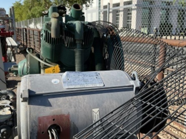 champion-air-compressor-image-5