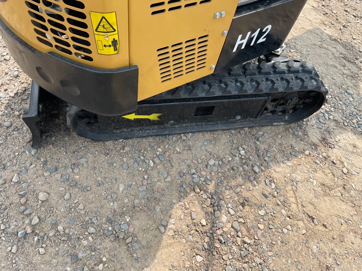 #5539-•-2026-h12-mini-excavator-image-8
