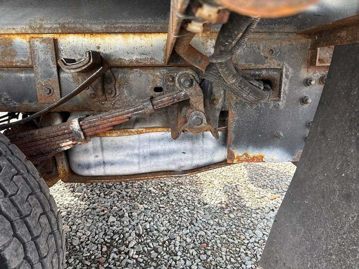 2009-ford-f450-image-23