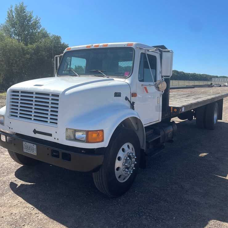 1995 INTERNATIONAL 4900
