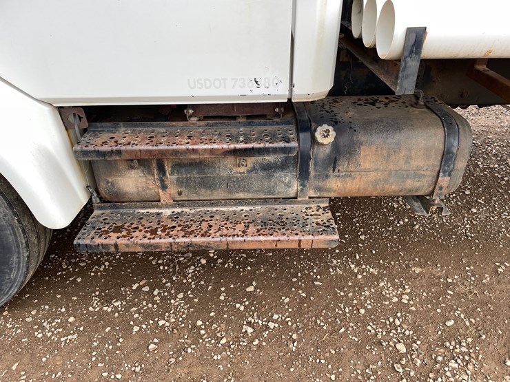 #1458-•-2001-freightliner-flatbed-truck-with-vac-excavator-system-(has-mn-title)-image-9