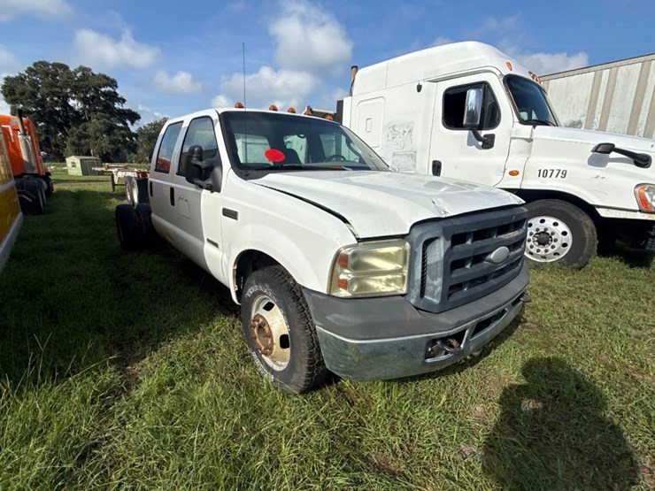 2006-ford-f350-image-1