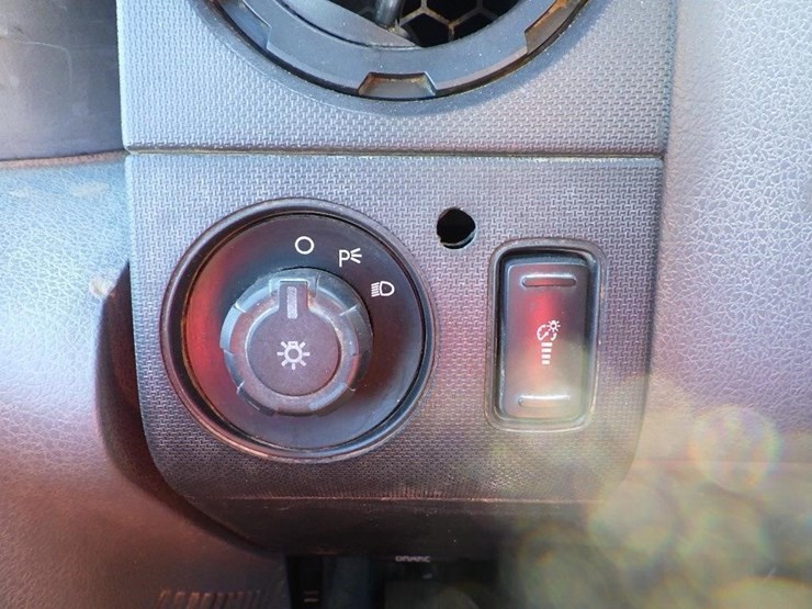 2011-ford-f250-image-34