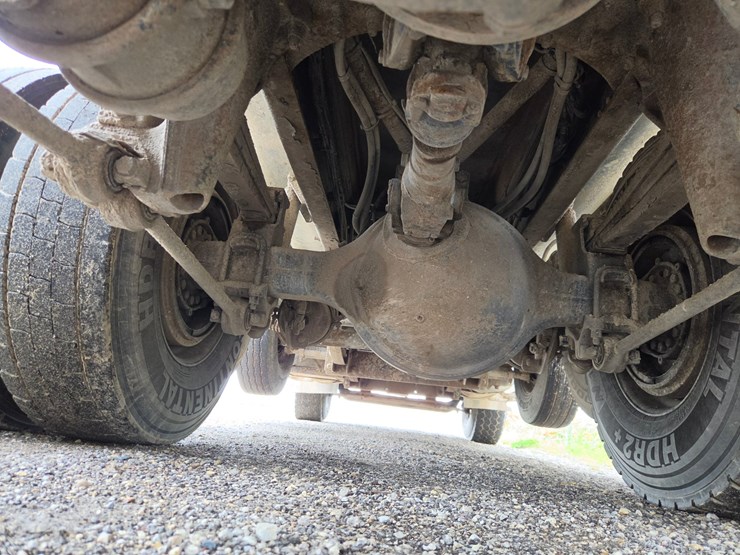 #3224-•-2006-sterling-st-9500-quad-axle-dump-truck-image-27
