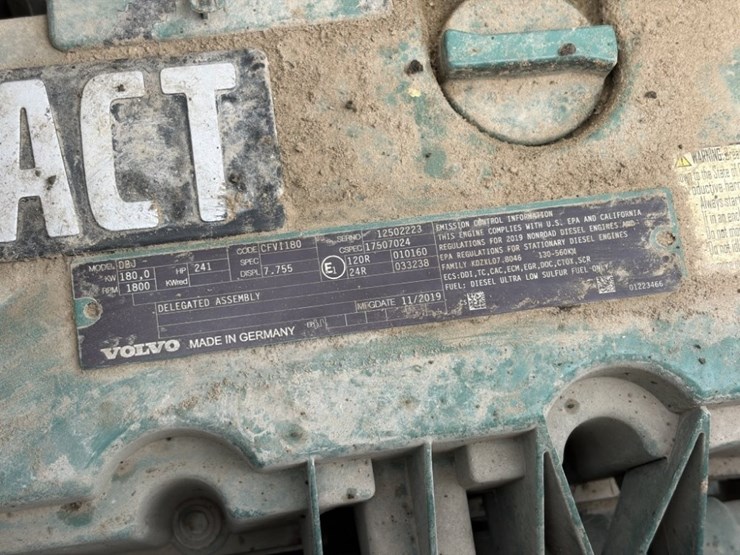 2020-volvo-ec300el-image-30