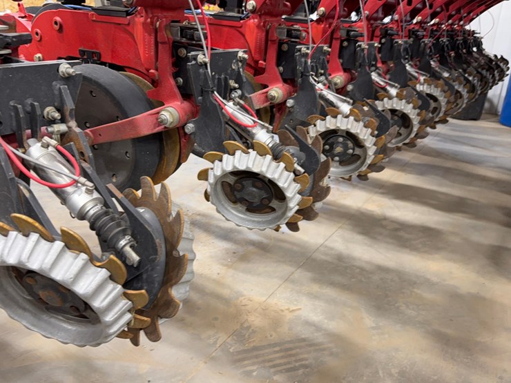 2022-case-ih-2160-image-12