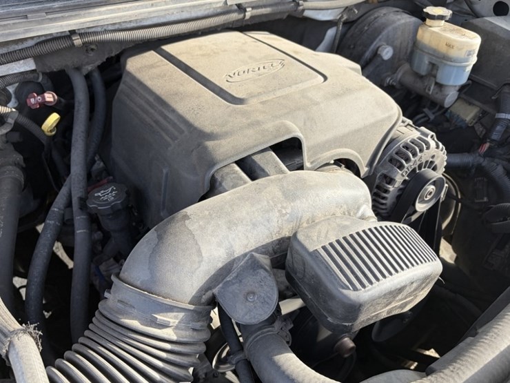 2008-gmc-sierra-1500-sle-4x4-crew-cab-pickup-image-12