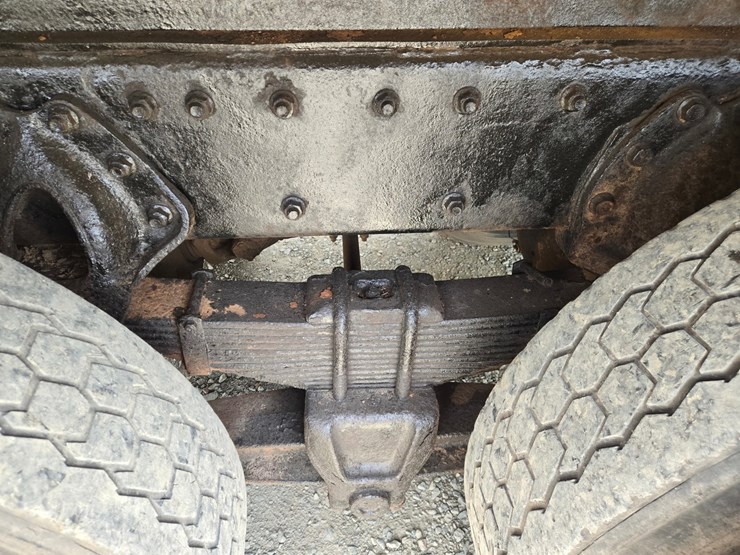 #1803-•-1987-international-tandem-axle-dump-truck-image-27
