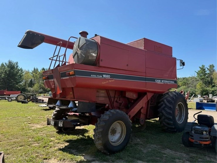 case-ih-1680-image-3