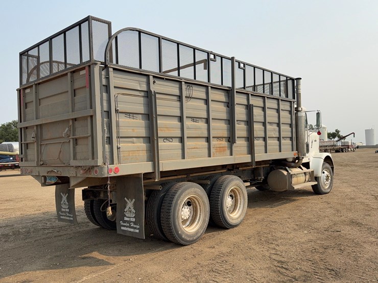 1987-freightliner-flc-grain-truck-image-4
