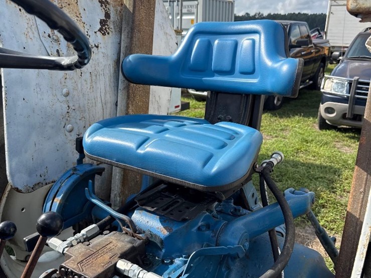 ford-4610-image-12