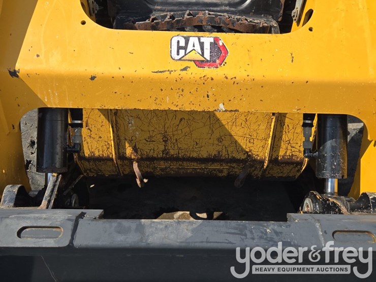 2023-caterpillar-259d3-image-19