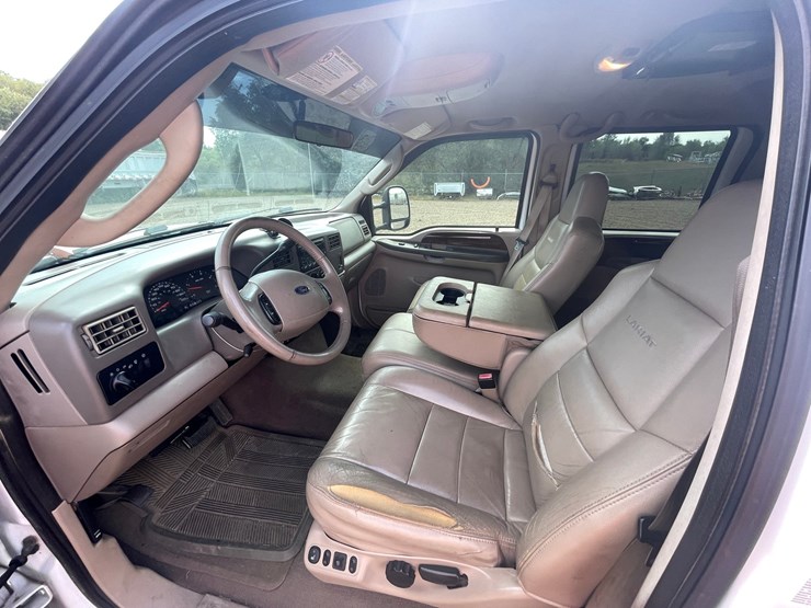 2004-ford-f350-image-26