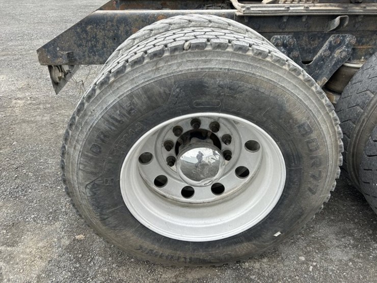 2006-kenworth-w900-image-30