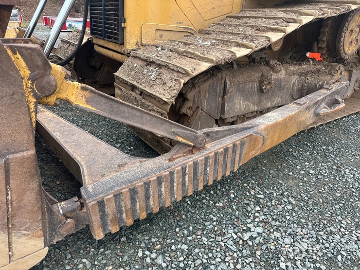 caterpillar-d6t-lgp-image-25