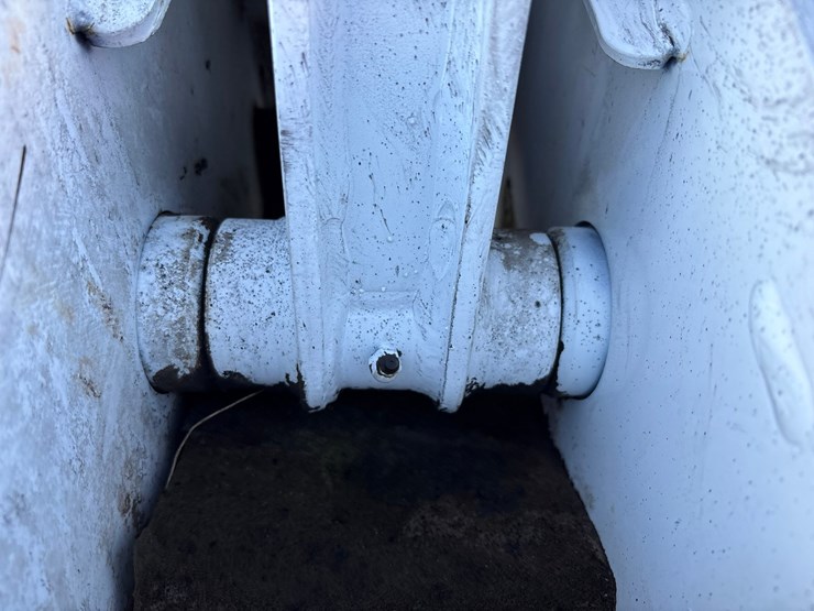 2019-bobcat-t595-image-28