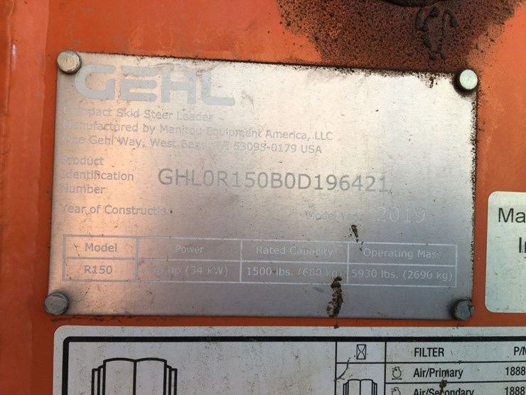 2019-gehl-r150-image-12