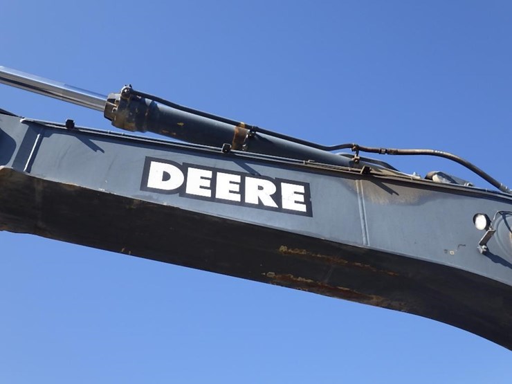 deere-330c-lc-image-13