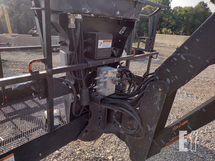 2008-jlg-1250ajp-image-25
