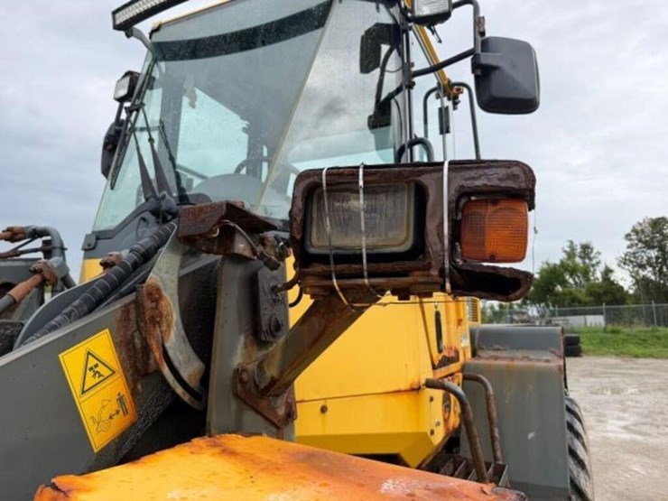 2018-komatsu-wa200pz-6-image-59