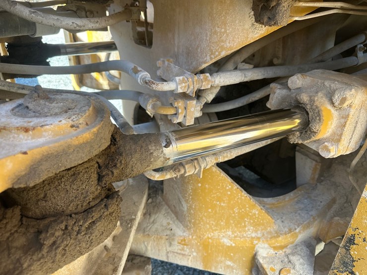 caterpillar-988f-image-45