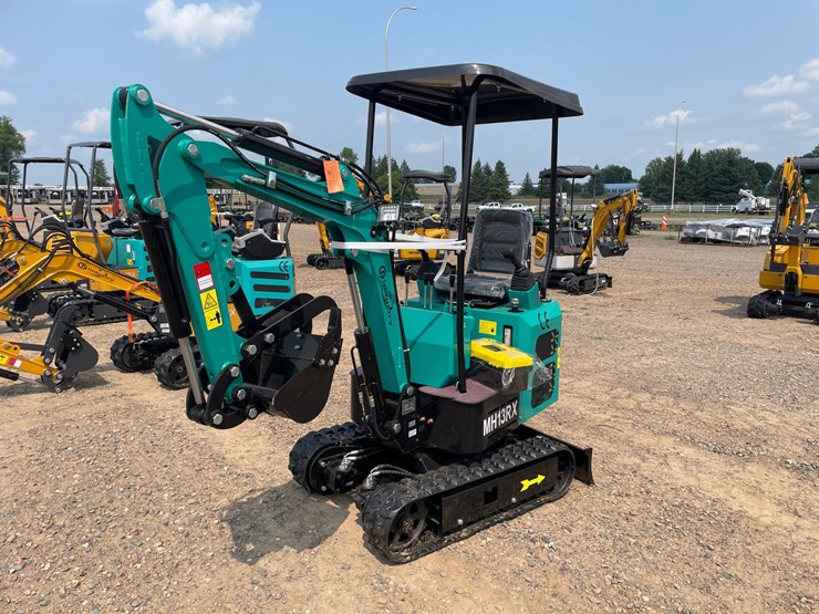 #5542-•-2026-mh13rx-mini-excavator-image-1