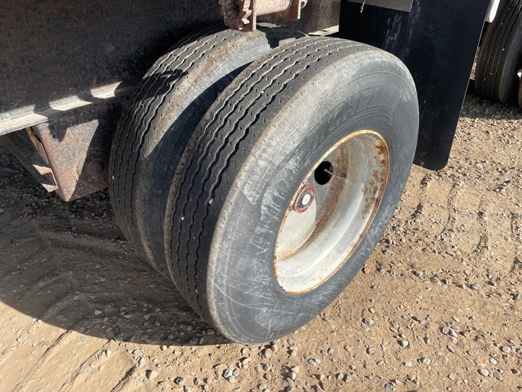 #1324-•-flatbed-semi-trailer-**parts-only**-(no-title)-image-13